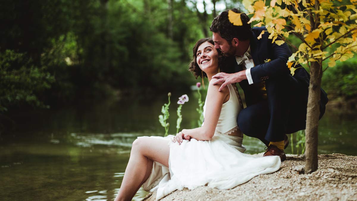 (Français) Elsa & Sébastien : un mariage dans les bois en Bourgogne