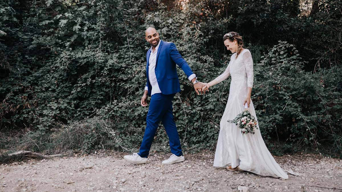 Laurie et Aimeric, un mariage décontracté en région PACA