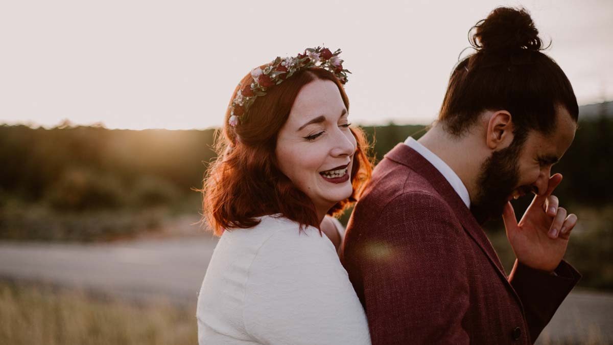 (Français) Amandine et Vincent, mariage cool et fleuri en Provence