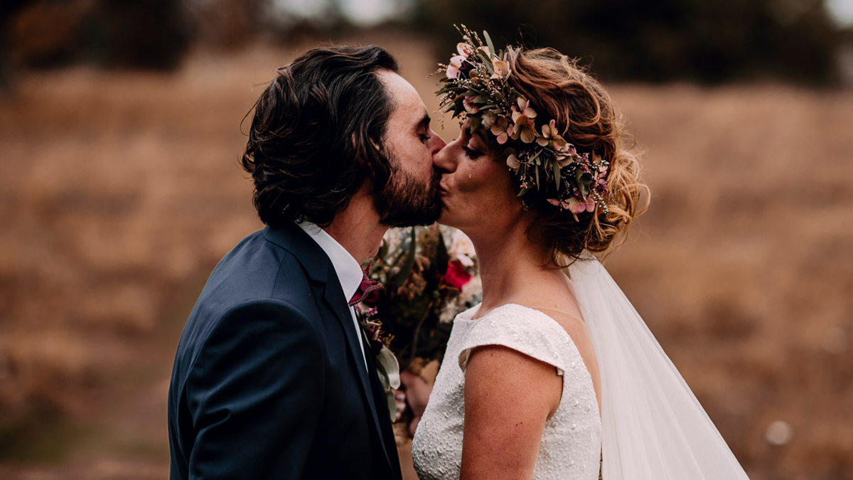 Amélie & Gaëtan, mariage bohème de conte de fées en Normandie