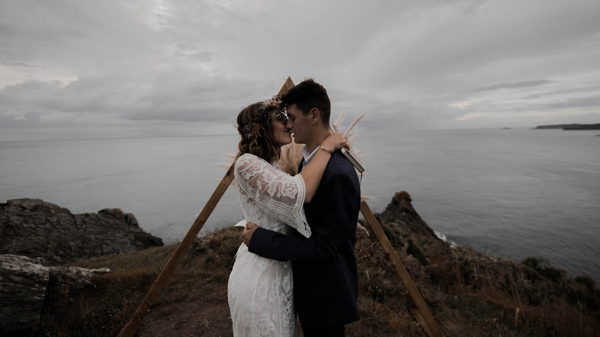 (Français) Inspirations pour un mariage intimiste et bohème en Bretagne