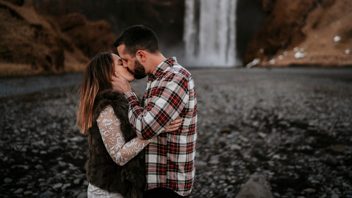 Laurie & Frédéric, mariage intimiste et un voyage de noces en Islande