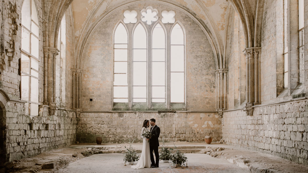 Idées pour un mariage élégant et minimaliste en Normandie