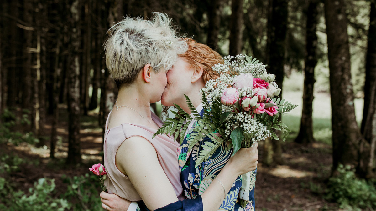 Emma & Jessie, un mariage original et super fun en Savoie