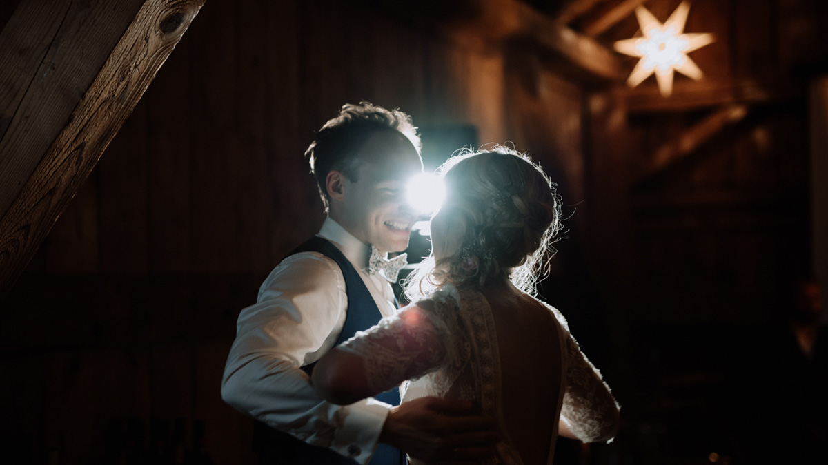 Audrey & Karol, un mariage romantique et champêtre en Haute-Savoie