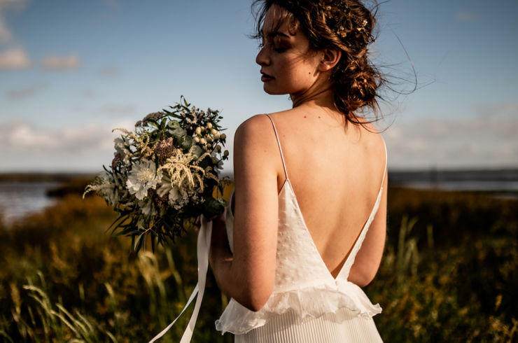 (Français) Madame est couturière