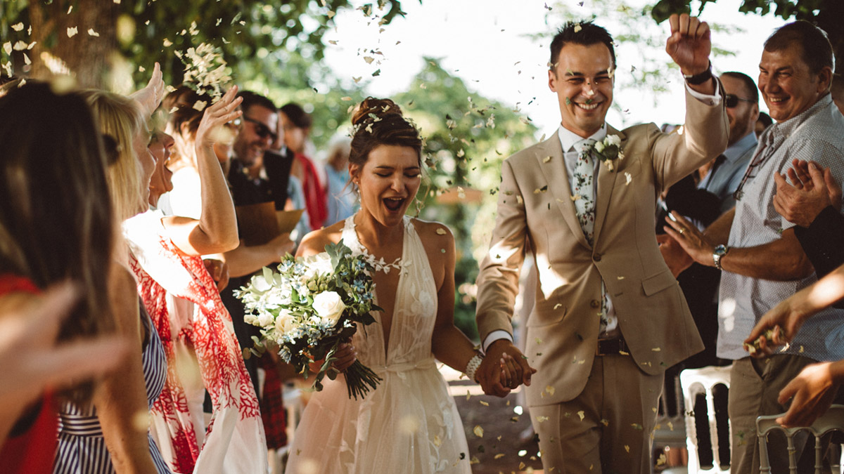 (Français) Lucie & Maxime, un mariage chic et champêtre en Auvergne-Rhône-Alpes