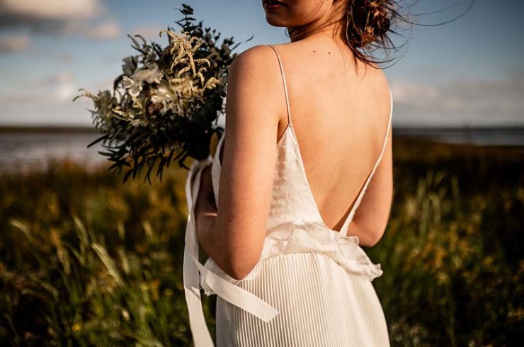 (Français) Madame est couturière