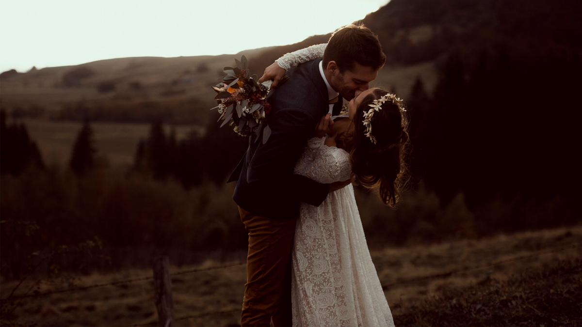 Chloé & Robert, un élopement romantique en Auvergne