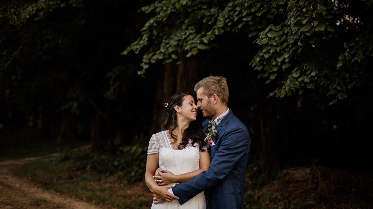 (Français) Justine et Justin, un mariage simple et champêtre