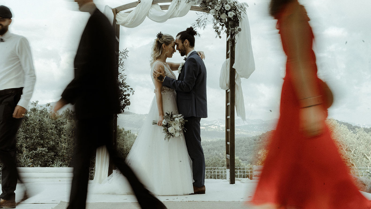 (Français) Victoire & Thomas, un mariage vintage et naturel à Fréjus