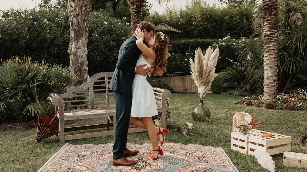 Justine et Romain, un mariage cool et bohème à Monaco