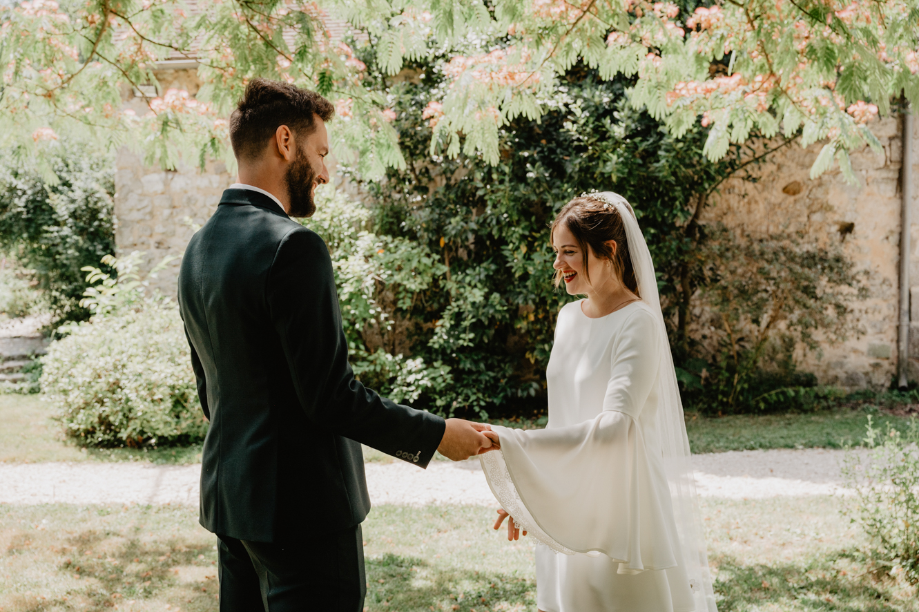 Adeline et Jean-Philippe, un mariage fun et coloré digne des 70’s