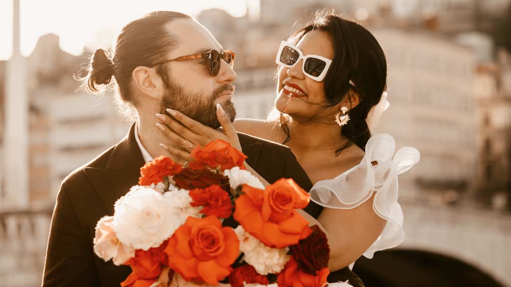 (Français) Un mariage urbain aux couleurs chaudes