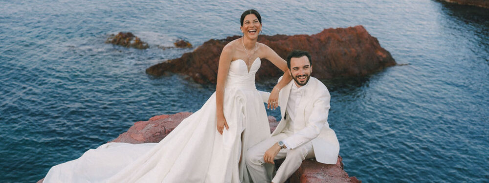 (Français) Cynthia & Florian, un mariage audacieux & ultra-stylé sur la Presqu’île du Cap Roux